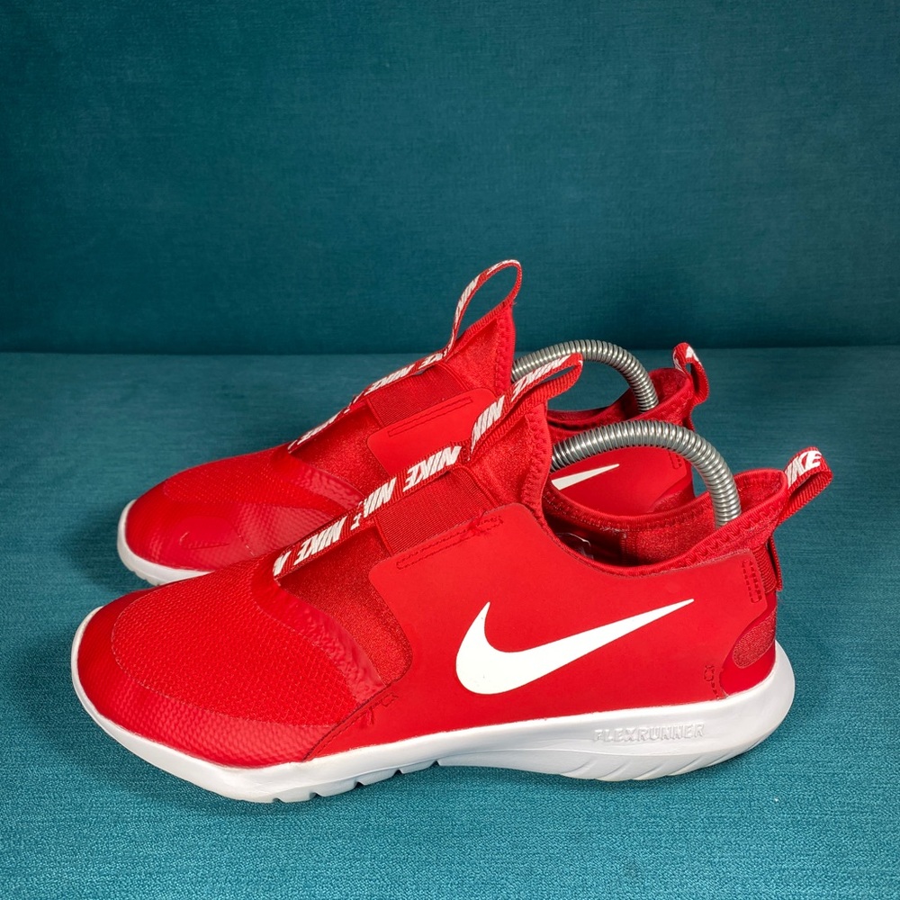 Size 6.5Y/8Women - Nike Flex Runner red shoes